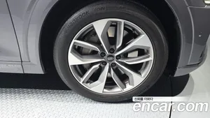 Audi e-tron, 2020 — миниатюра 7