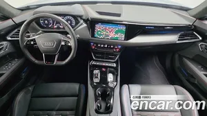 Audi RS e-tron GT, 2023 — миниатюра 7