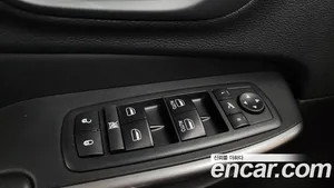 Jeep Cherokee, 2018 — миниатюра 28