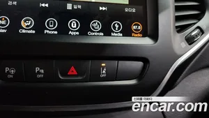 Jeep Cherokee, 2018 — миниатюра 31