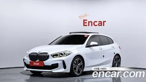 BMW 1-Series, 2022 — миниатюра 1