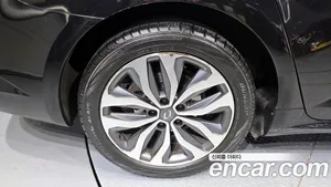 Renault SM6, 2016 — миниатюра 5