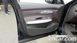 Genesis GV70, 2024 — миниатюра 14