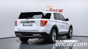 Ford Explorer, 2022 — миниатюра 2