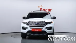 Ford Explorer, 2022 — миниатюра 3