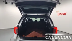 Ford Explorer, 2022 — миниатюра 26