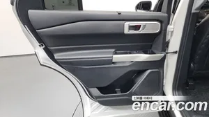 Ford Explorer, 2022 — миниатюра 15