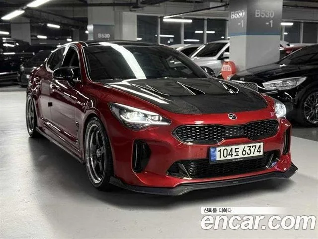 Kia Stinger, 2020 — фото автомобиля из Кореи