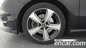 Mercedes-Benz B-Class, 2017 — миниатюра 5