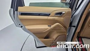 Porsche Cayenne, 2017 — миниатюра 15
