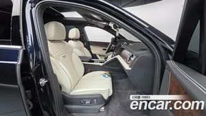 Bentley Bentayga, 2025 — миниатюра 10