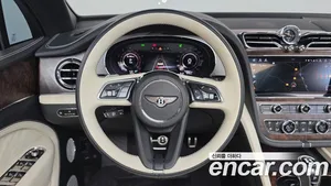 Bentley Bentayga, 2025 — миниатюра 14