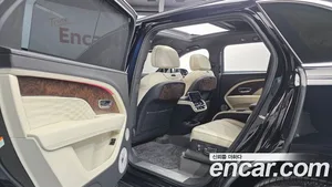 Bentley Bentayga, 2025 — миниатюра 17