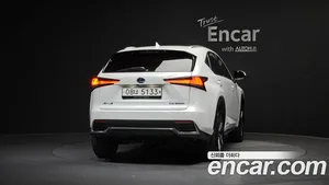 Lexus NX, 2017 — миниатюра 4