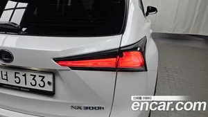 Lexus NX, 2017 — миниатюра 9