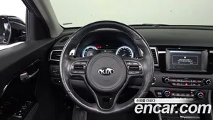 Kia Niro, 2016 — миниатюра 13