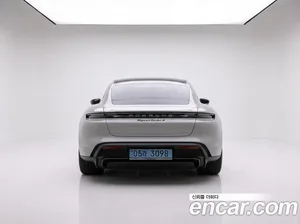 Porsche Taycan, 2023 — миниатюра 10