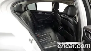 BMW 5-Series, 2018 — миниатюра 12