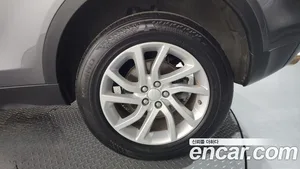 Land Rover Discovery Sport, 2017 — миниатюра 7