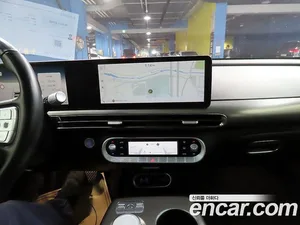 Genesis GV60, 2022 — миниатюра 12
