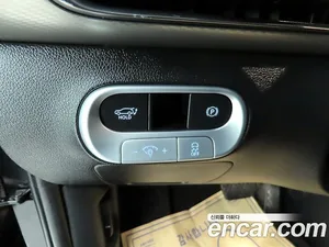 Genesis GV60, 2022 — миниатюра 15