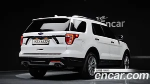 Ford Explorer, 2018 — миниатюра 2