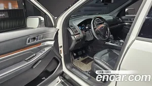 Ford Explorer, 2018 — миниатюра 10