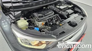 Kia Stonic, 2018 — миниатюра 6