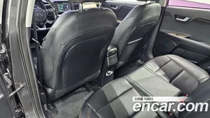 Kia Stonic, 2018 — миниатюра 27