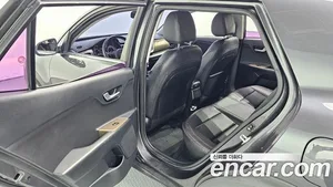 Kia Stonic, 2018 — миниатюра 31