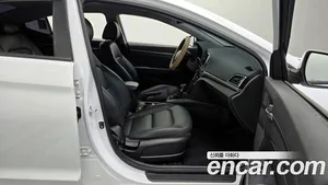 Hyundai Avante, 2017 — миниатюра 16