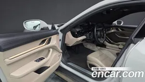 Porsche Taycan, 2024 — миниатюра 13