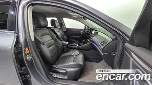Renault SM6, 2016 — миниатюра 13
