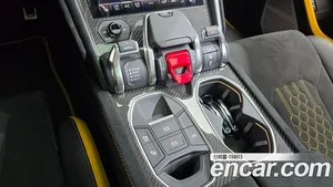Lamborghini Urus, 2024 — миниатюра 9