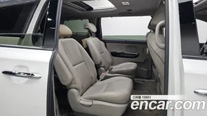 Kia Carnival, 2016 — миниатюра 17