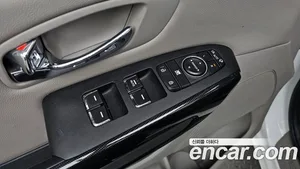Kia Carnival, 2016 — миниатюра 33
