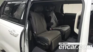 Kia Carnival, 2025 — миниатюра 18