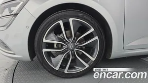 Renault SM6, 2017 — миниатюра 5