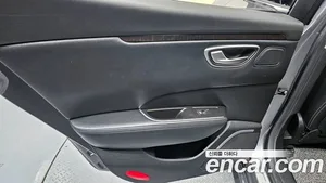 Renault SM6, 2016 — миниатюра 15