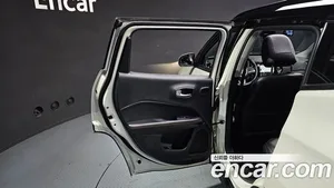 Jeep Compass, 2019 — миниатюра 15