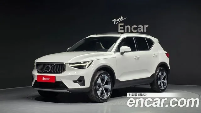 Volvo XC40, 2025 — фото автомобиля из Кореи