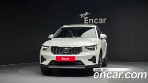 Volvo XC40, 2025 — миниатюра 3