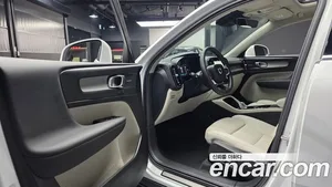 Volvo XC40, 2025 — миниатюра 10