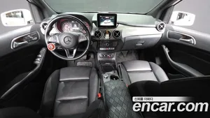 Mercedes-Benz B-Class, 2016 — миниатюра 9