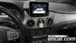 Mercedes-Benz B-Class, 2016 — миниатюра 20