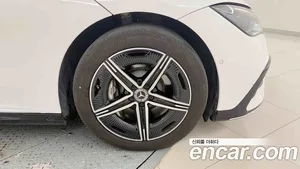Mercedes-Benz EQE, 2024 — миниатюра 9