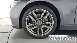 BMW 3-Series, 2017 — миниатюра 5