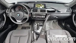 BMW 3-Series, 2017 — миниатюра 7