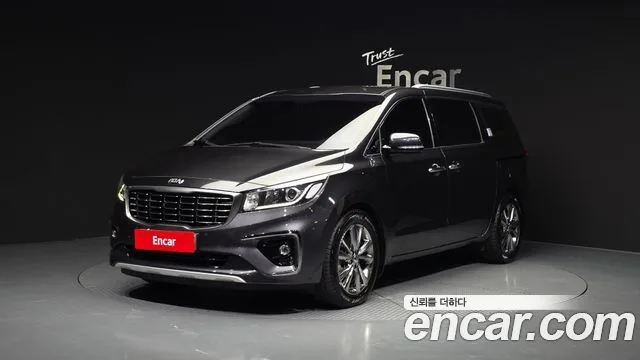 Kia Carnival, 2019 — фото автомобиля из Кореи