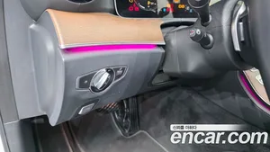 Mercedes-Benz E-Class, 2021 — миниатюра 24